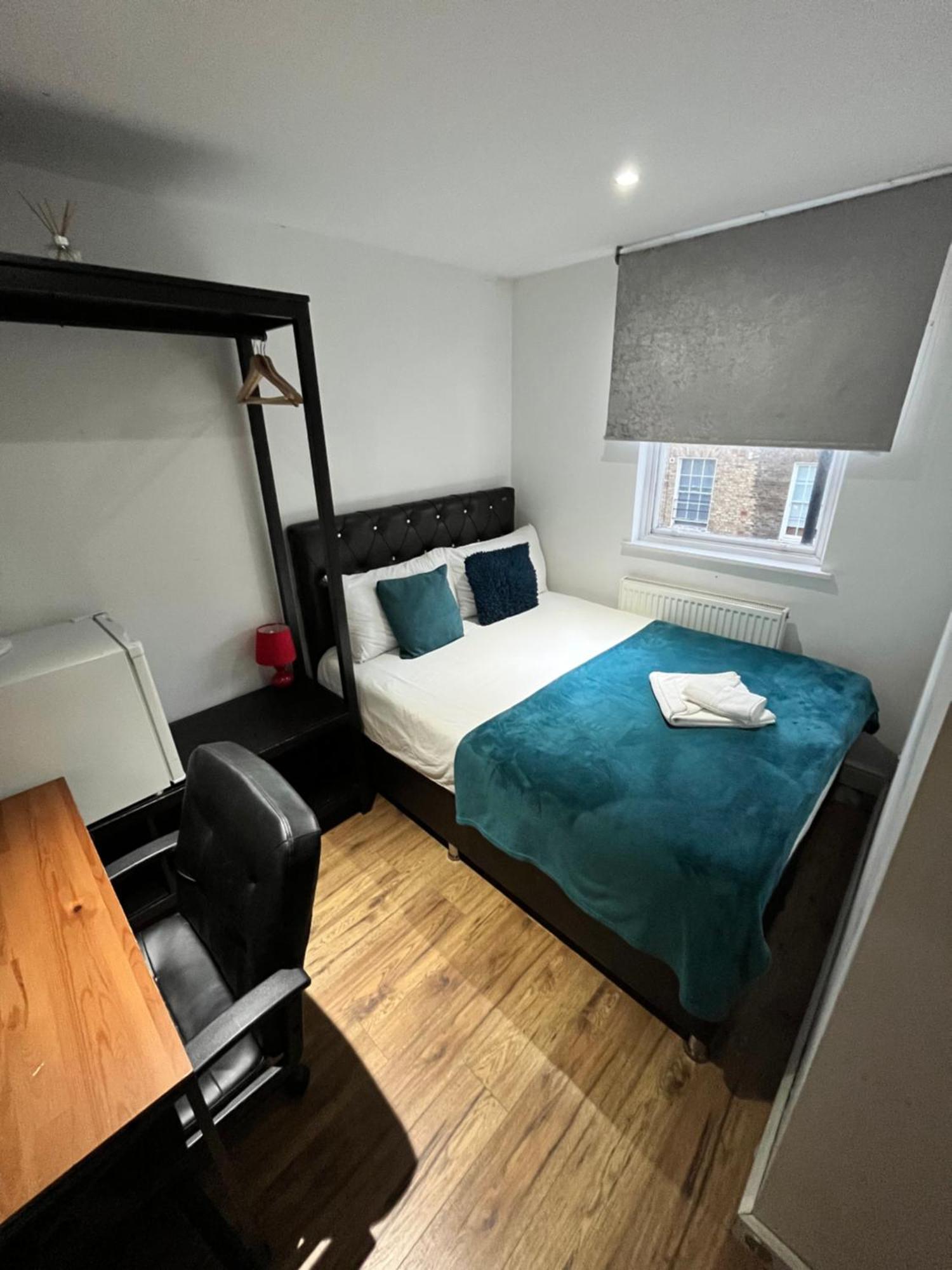 Euston Private 2 Min Walk To Station Habitación en casa particular *